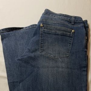 White House Black Market Skinny Flare Jeans Size 8